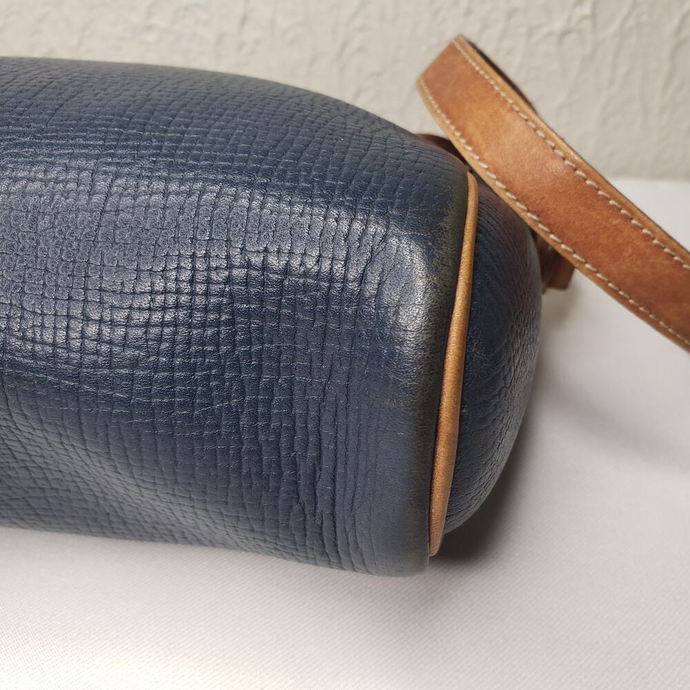 Vintage COACH Italy Blue Tan Pebbled Leather Crossbody Purse Shoulder Bag - Picture 5 of 16